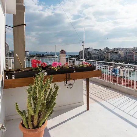 With Endless View Apartment Piraeus